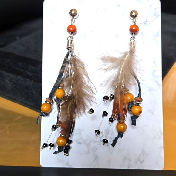 Vintage Feather and Bead Dangle Earrings - Picture 3 of 17